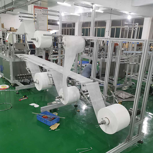 N95無紡布口罩打片（piàn）機自動口罩製片機CWKN95